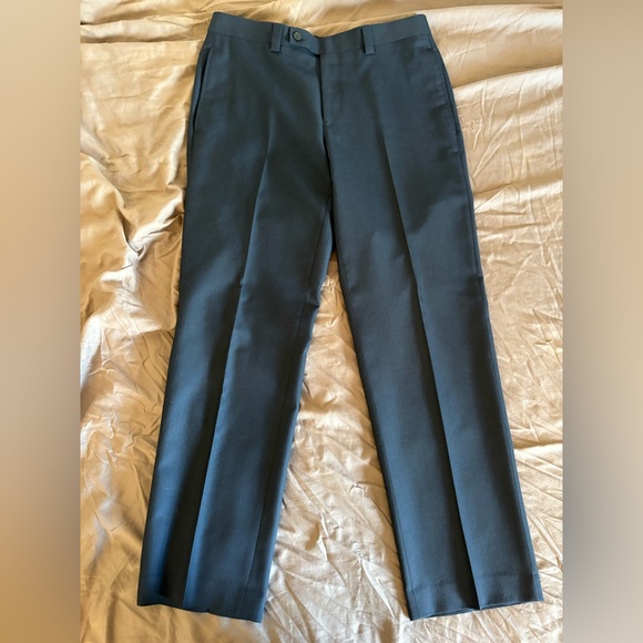 Calvin Klein 3 Piece Navy Suit - Picture 6 of 9